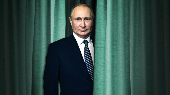 Putin hinter Vorhang 