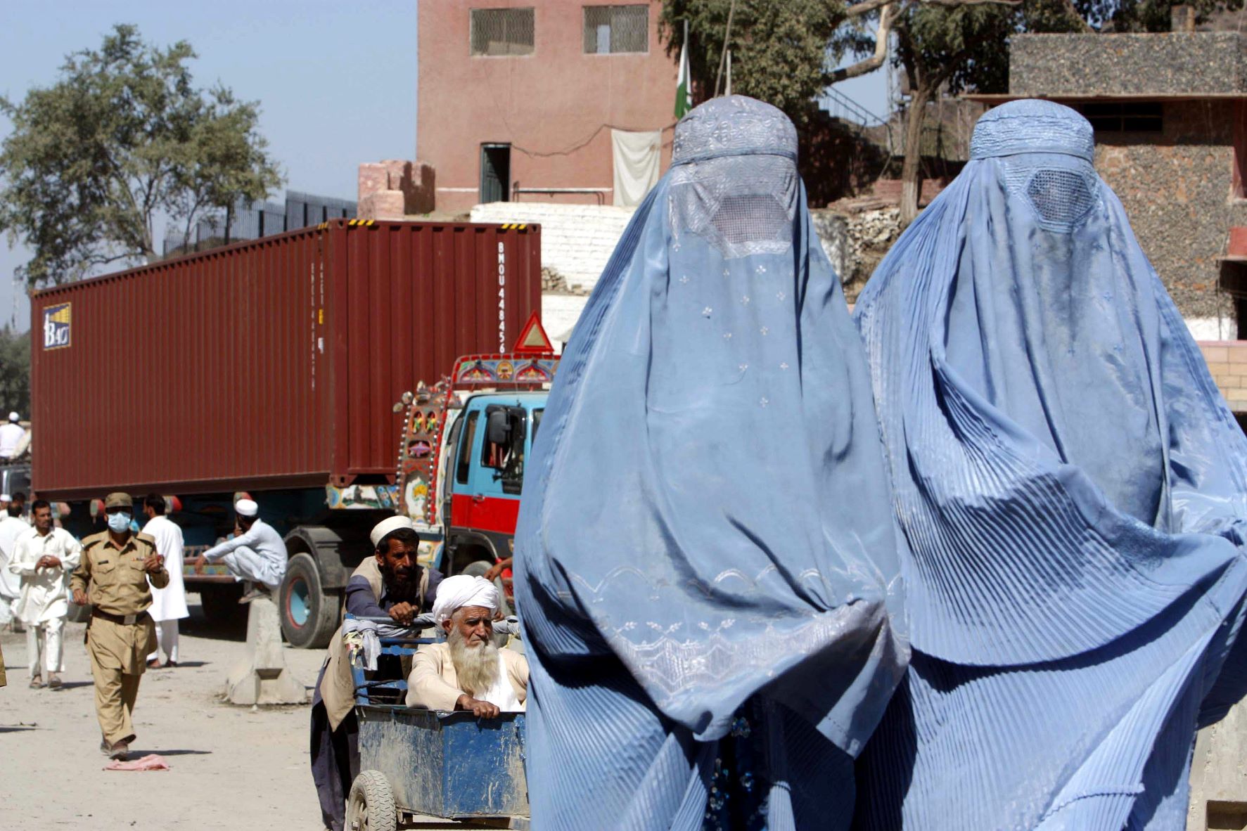 20211013-image-mb-dpa-Frauen in Afghanistan