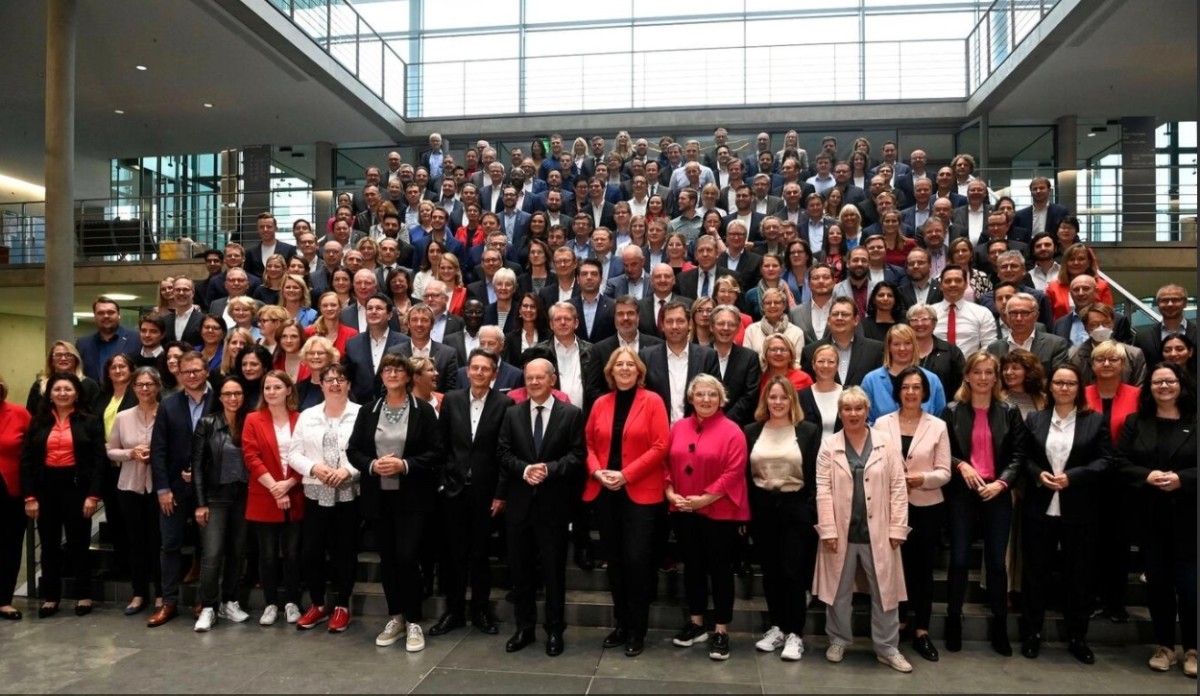 20211207-mb-dpa-Gruppenbild der SPD-Bundestagsabgeordneten