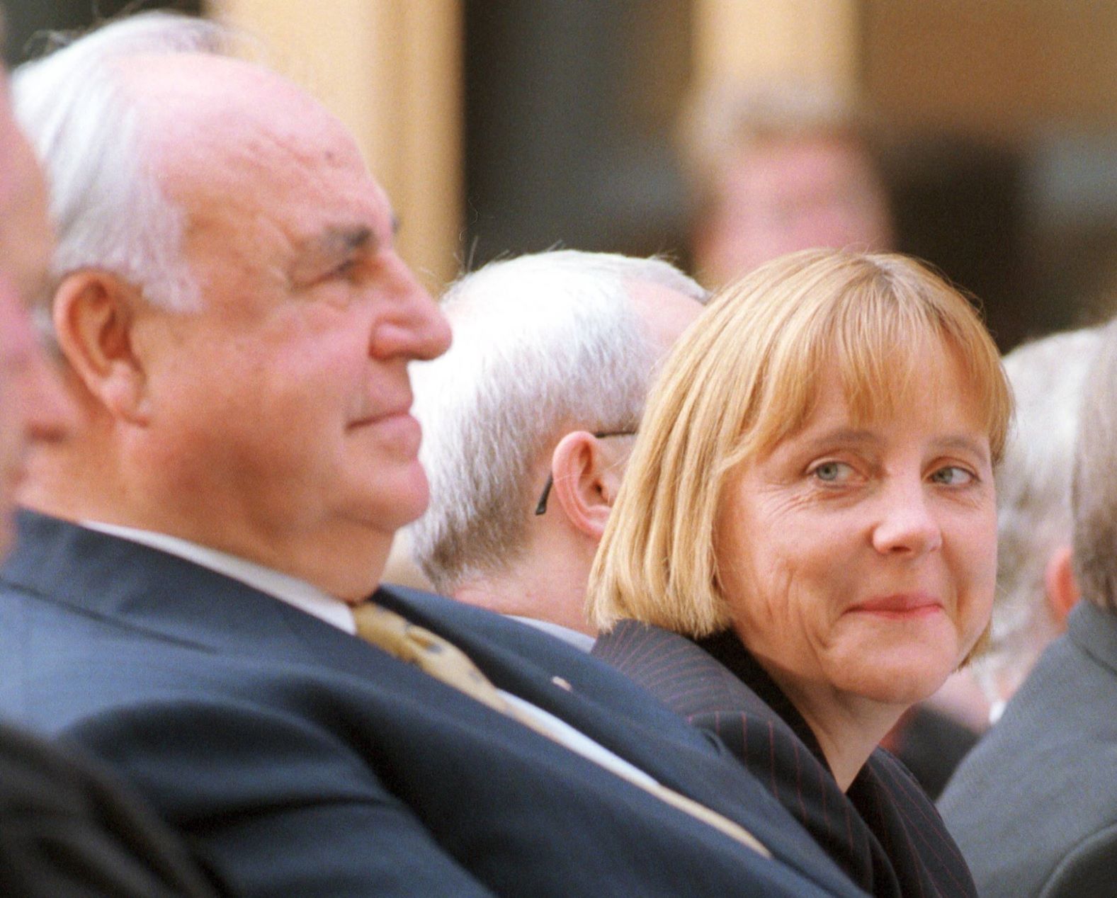 20210603-image-mb-dpa-Helmut Kohl und Angela Merkel