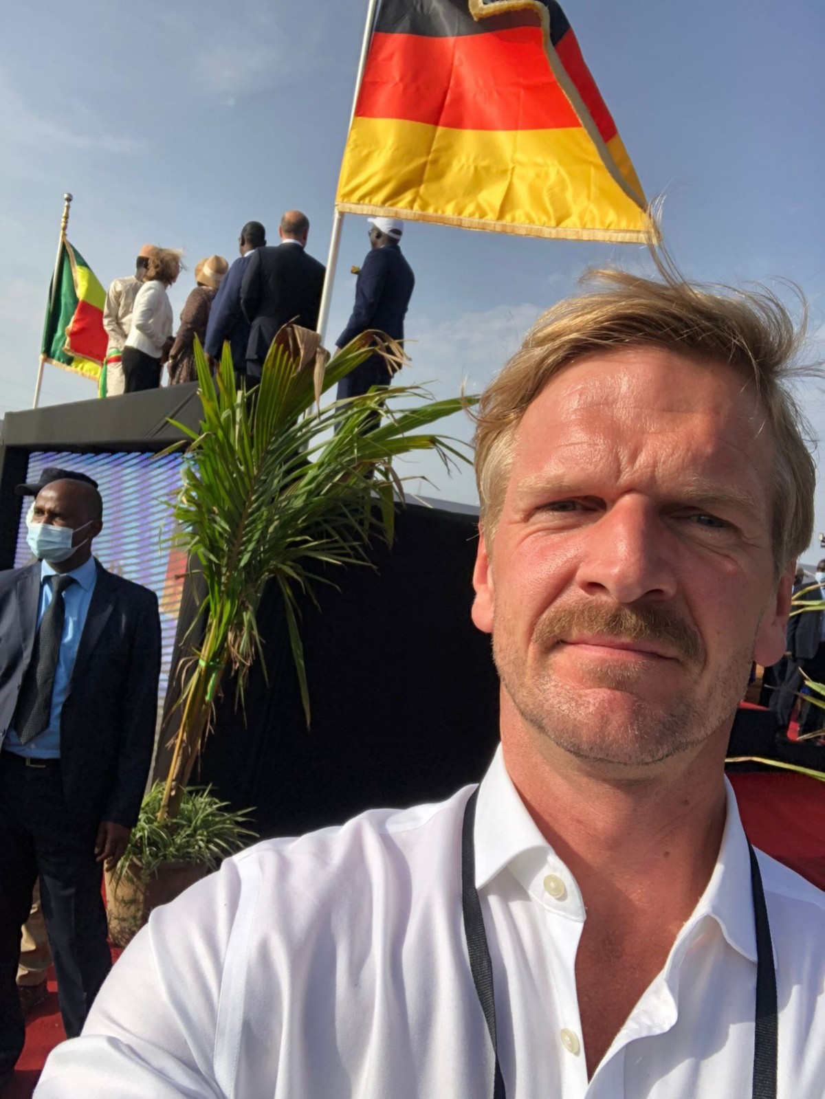 20220523-ec-Gordon Repinski-Gordon Repinski begleitet Olaf Scholz auf seiner Afrikareise nach Senegal, Niger und Südafrika