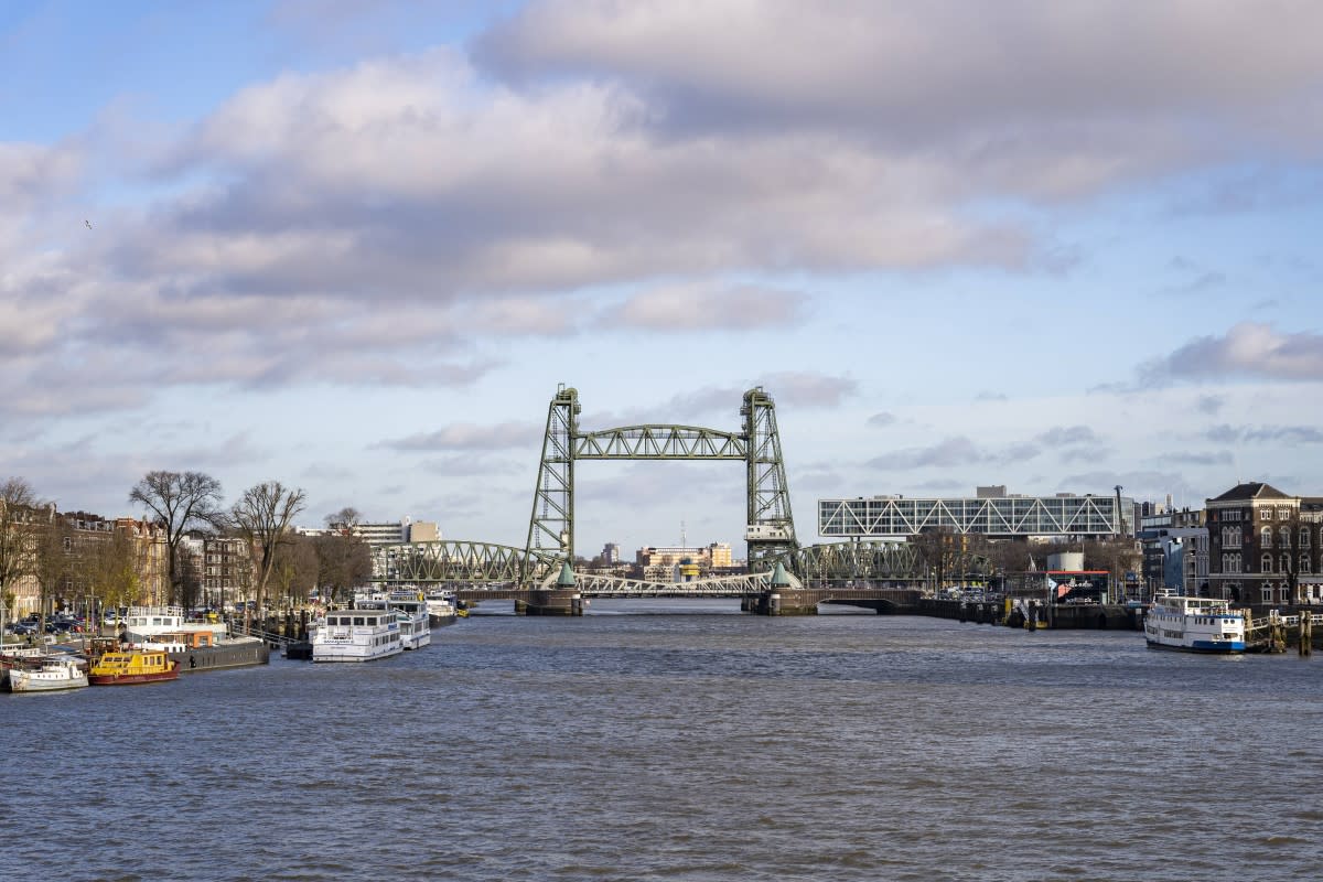 20220203-image-imago-mb-Rotterdam - De Hef Brücke